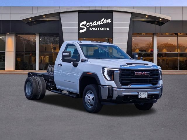 New 2026 GMC Sierra 3500 Pro w/ Fleet Convenience Package AWD/4WD image 7