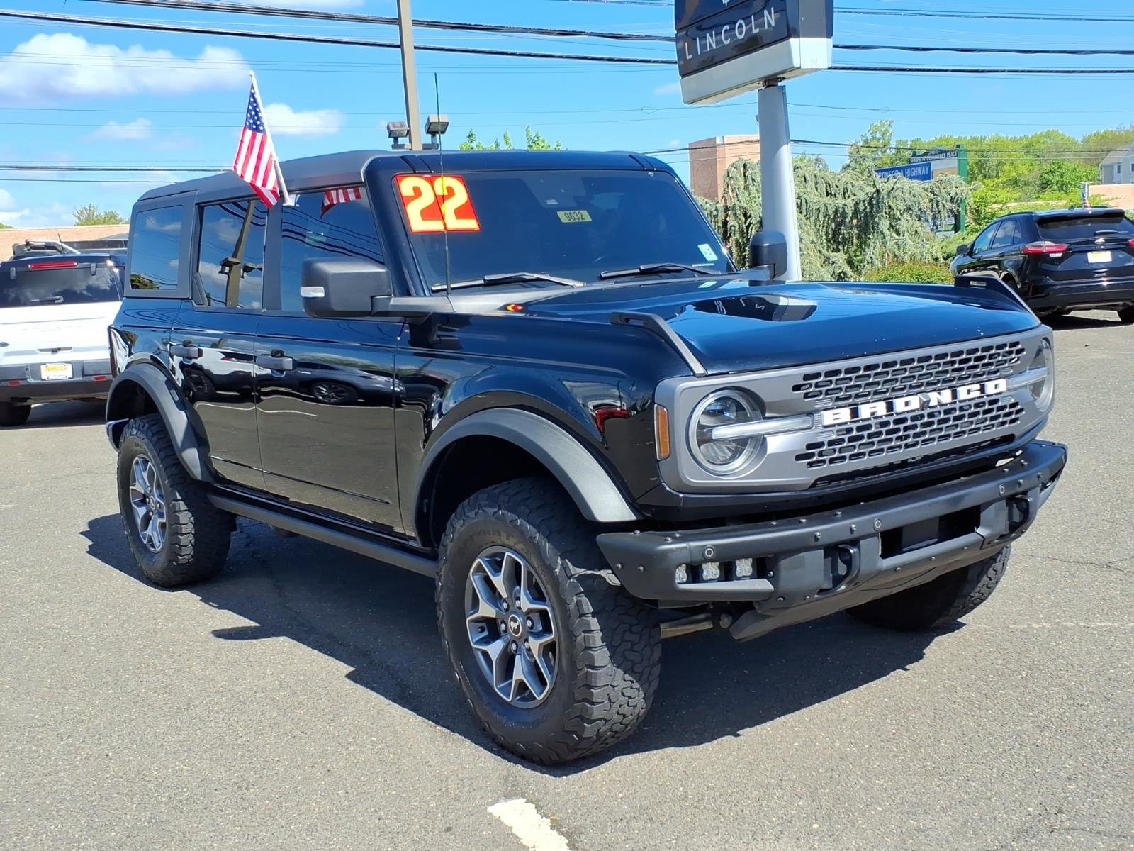 Used 2022 Ford Bronco Badlands AWD/4WD image 1
