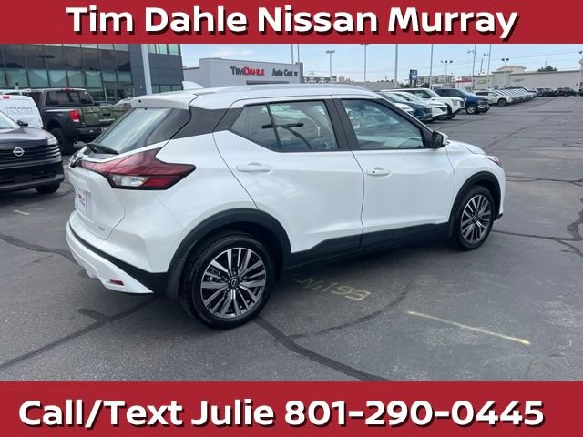 Used 2024 Nissan Kicks SV FWD image 12