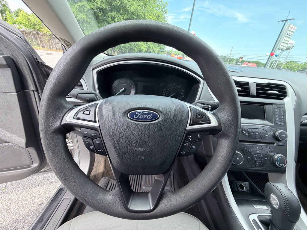 Used 2014 Ford Fusion S FWD image 12
