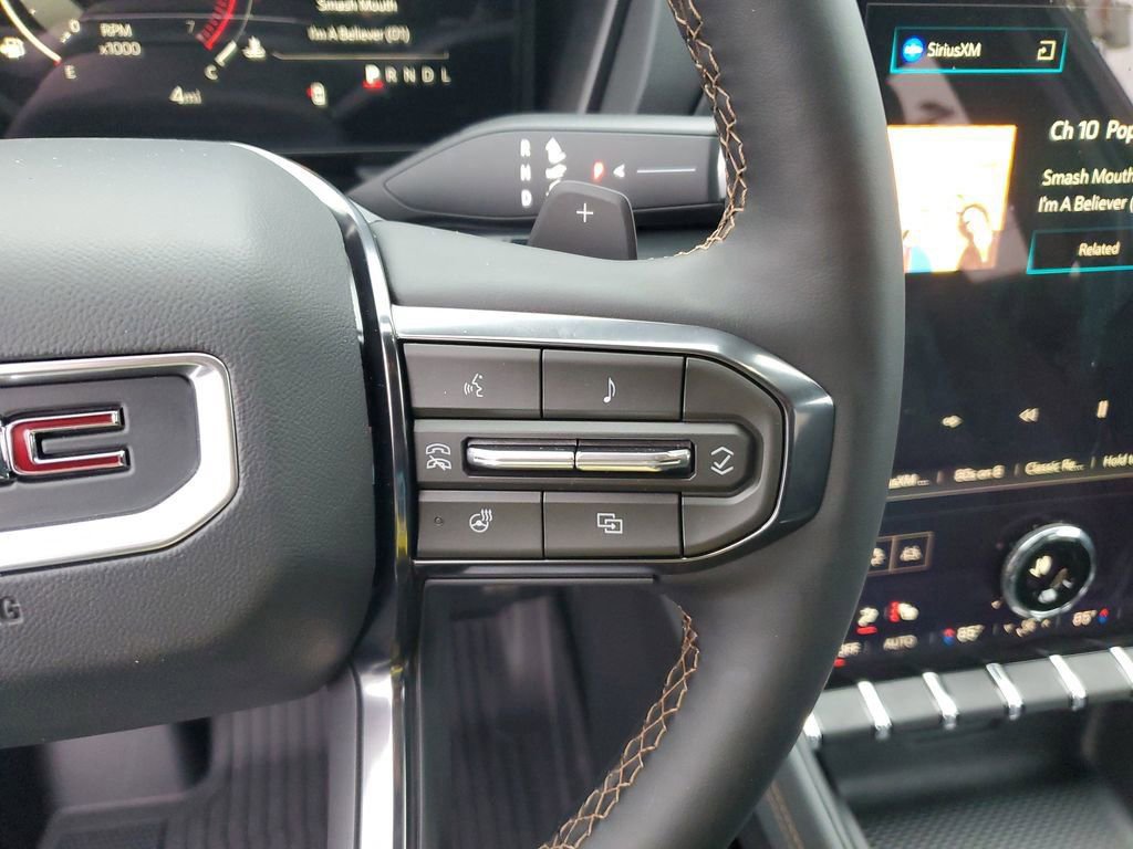 New 2026 GMC Terrain AT4 w/ LPO, Black Badging Package image 21