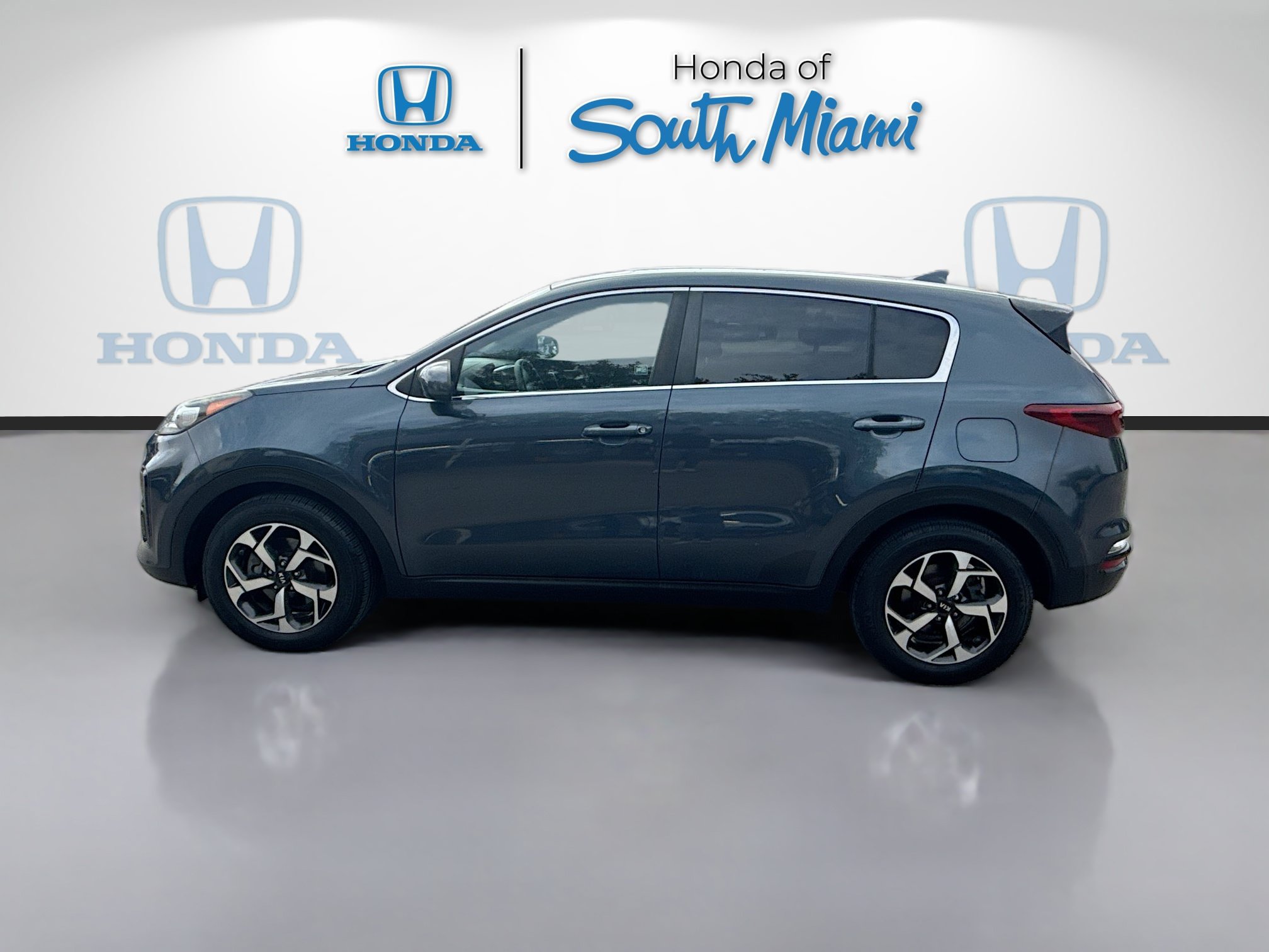 Used 2020 Kia Sportage LX FWD image 4
