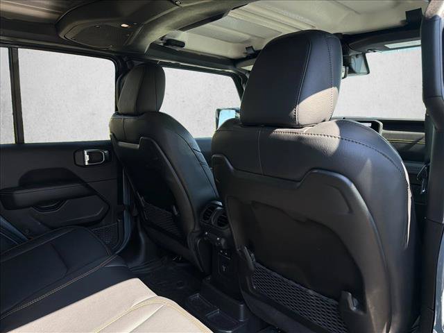 Used 2024 Jeep Wrangler Unlimited Sahara w/ Technology Group AWD/4WD image 27