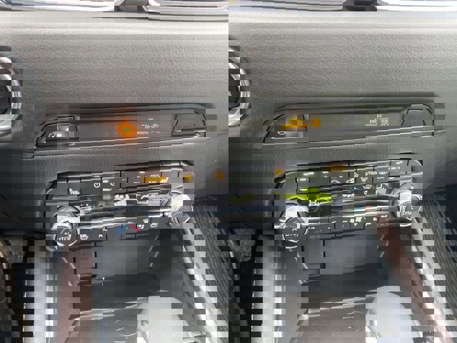 New 2025 MAZDA CX-5 Signature image 10