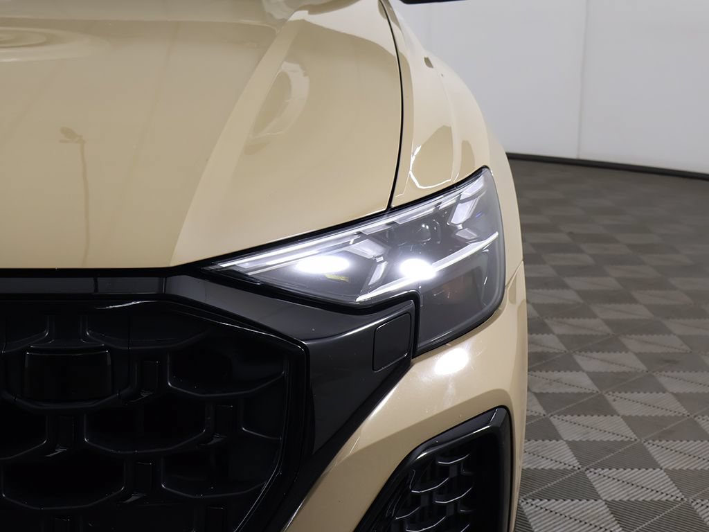 Used 2024 Audi SQ8 Premium Plus AWD/4WD image 17