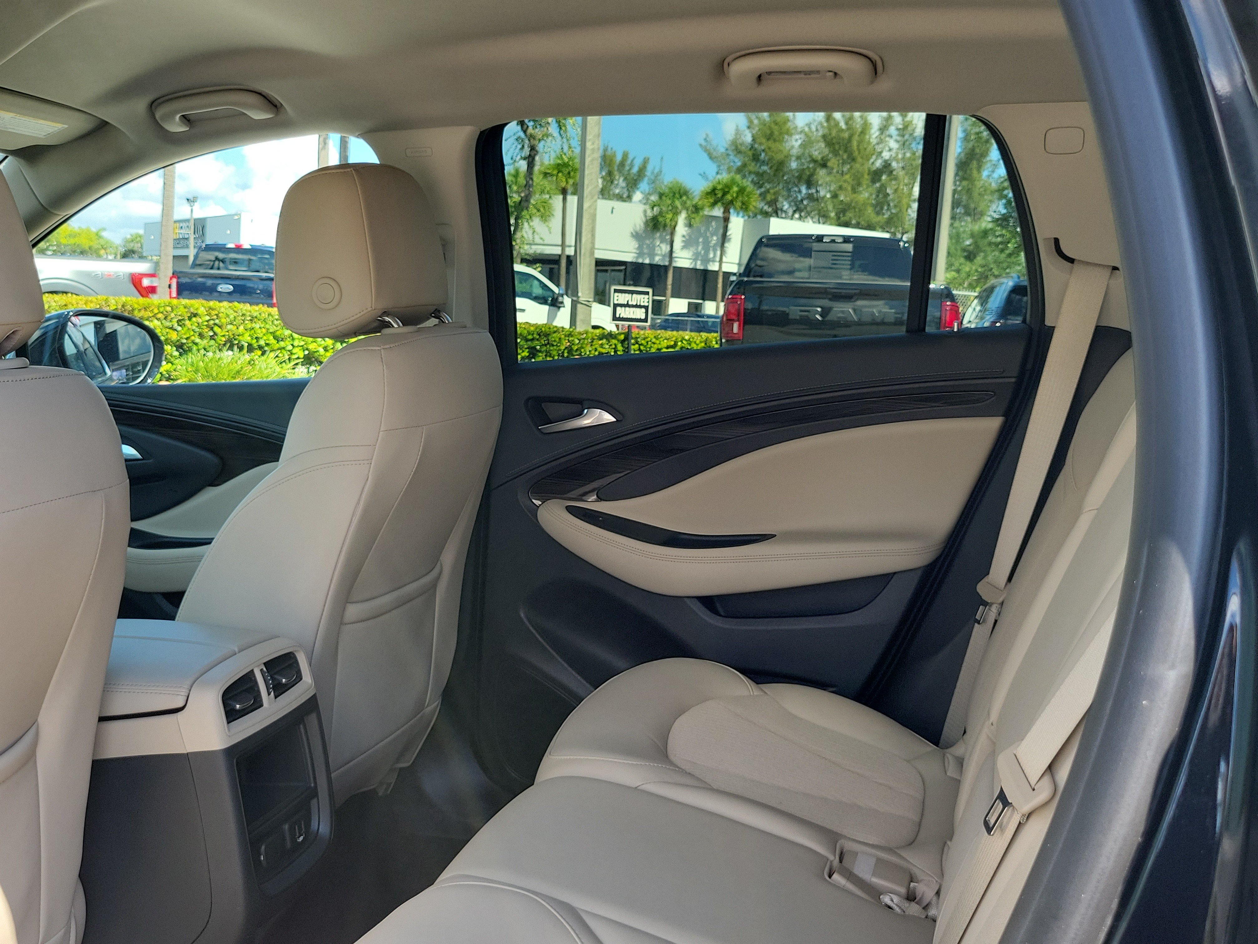 Used 2020 Buick Envision Preferred FWD image 13