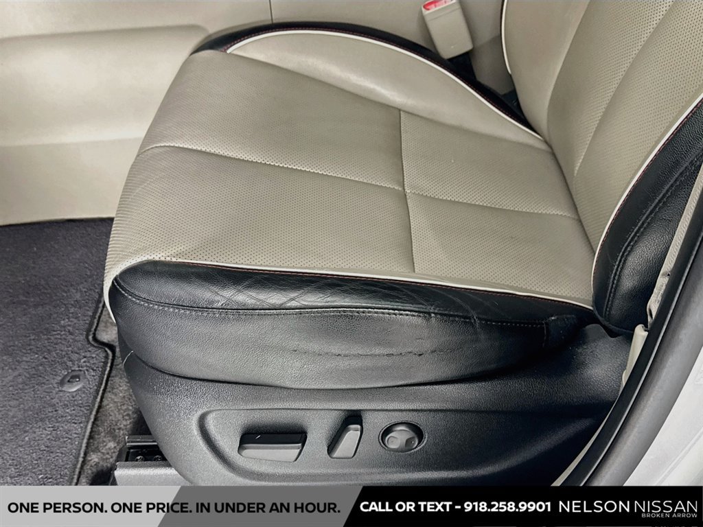 Used 2021 Kia Sedona EX FWD image 18