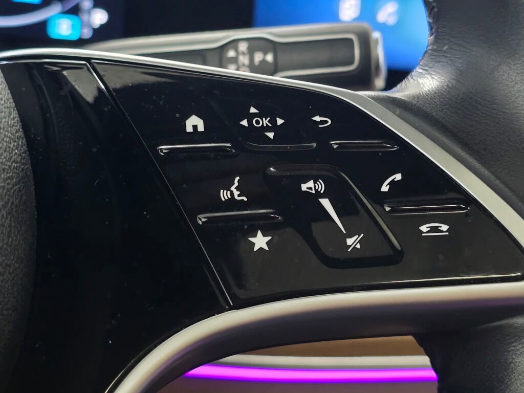 Used 2024 Mercedes-Benz GLE 350 GLE 350 w/ 3rd Row Seat Package image 42