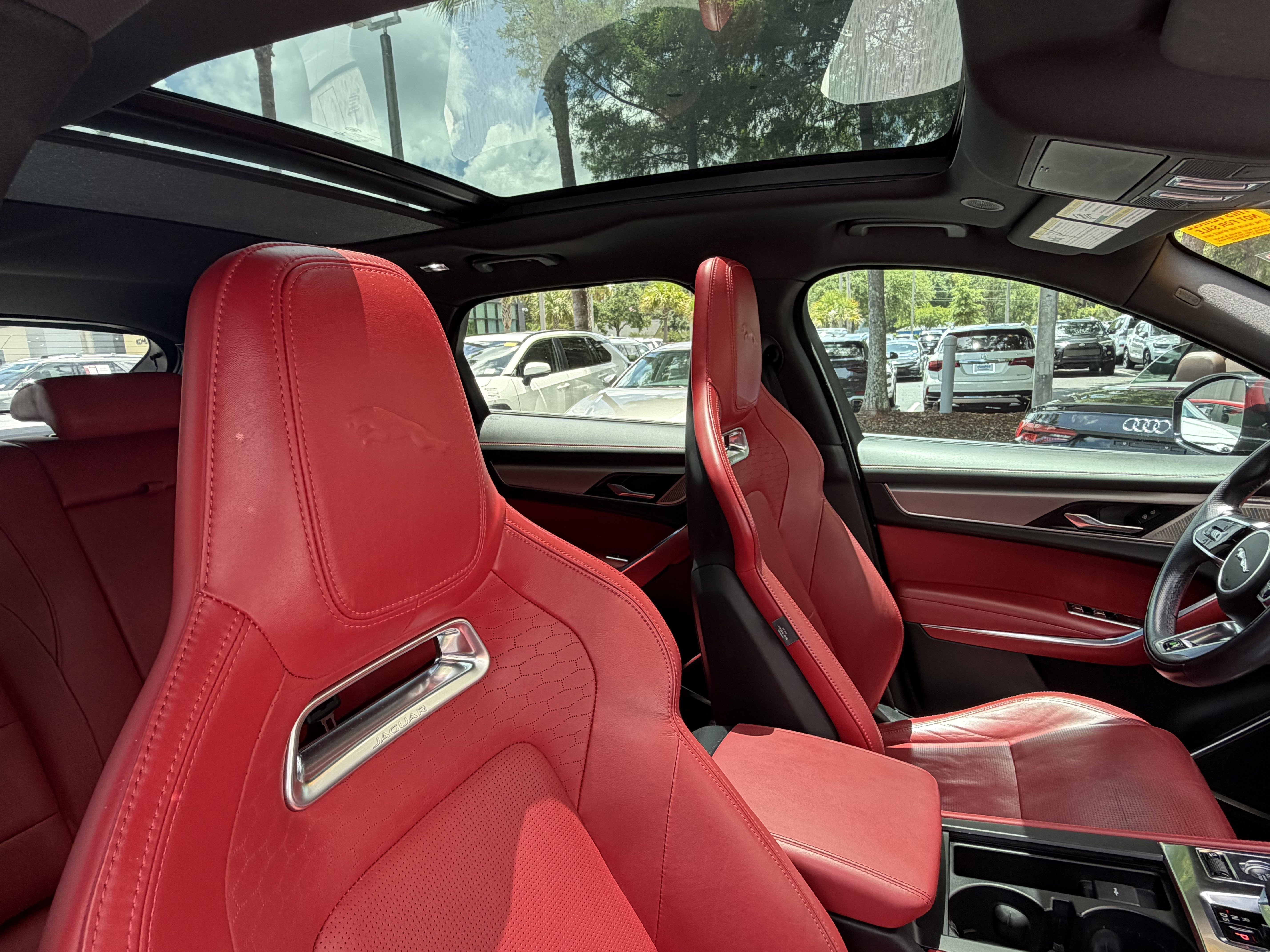 Used 2021 Jaguar F-PACE R-Dynamic S AWD/4WD image 47