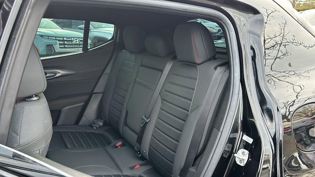 Used 2024 Dodge Hornet R/T w/ R/T Blacktop Package image 27