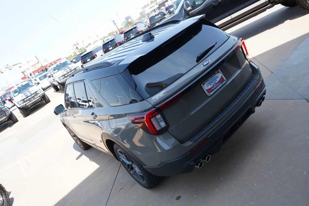 New 2026 Ford Explorer ST AWD/4WD image 9