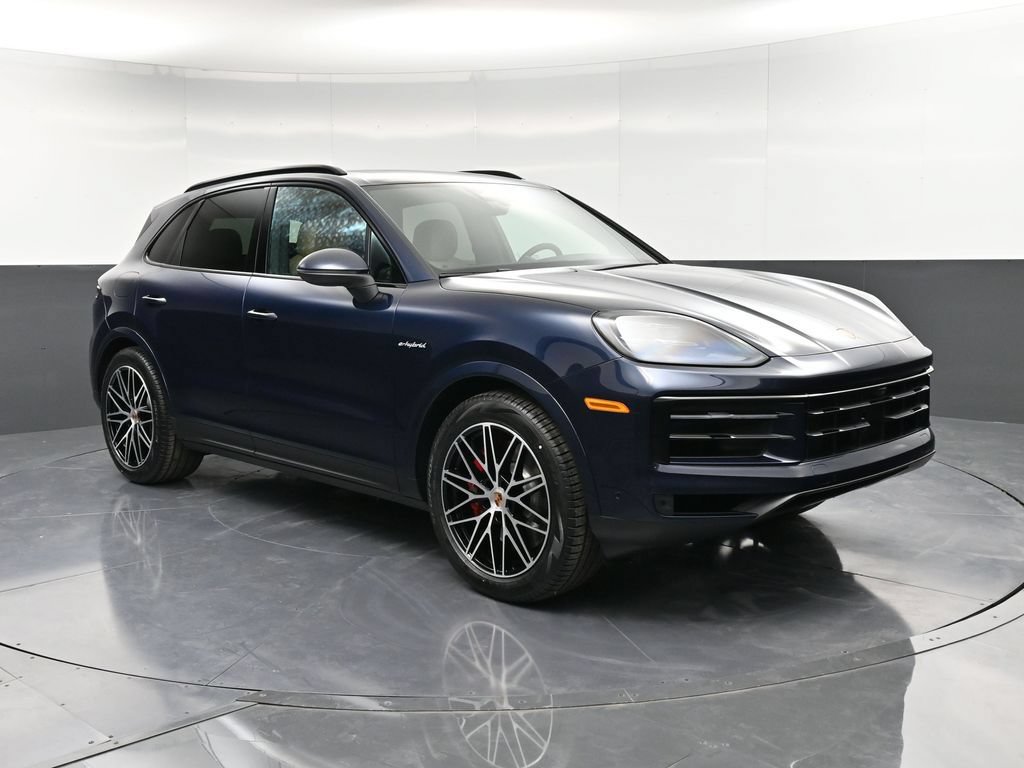 New 2026 Porsche Cayenne S AWD/4WD image 10