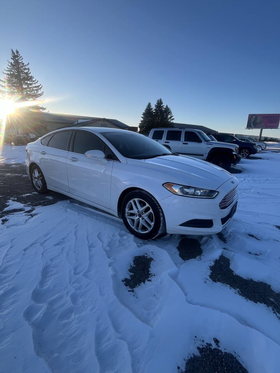 Used 2014 Ford Fusion SE image 8