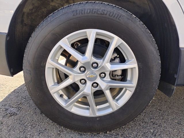 Used 2023 Chevrolet Equinox LT AWD/4WD image 16