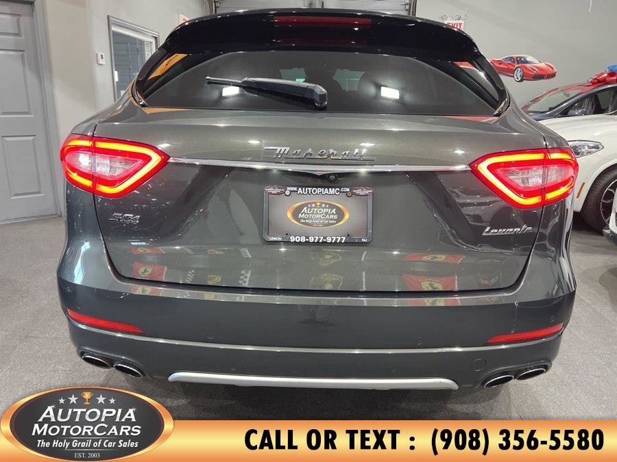 Used 2018 Maserati Levante S GranLusso AWD/4WD image 45