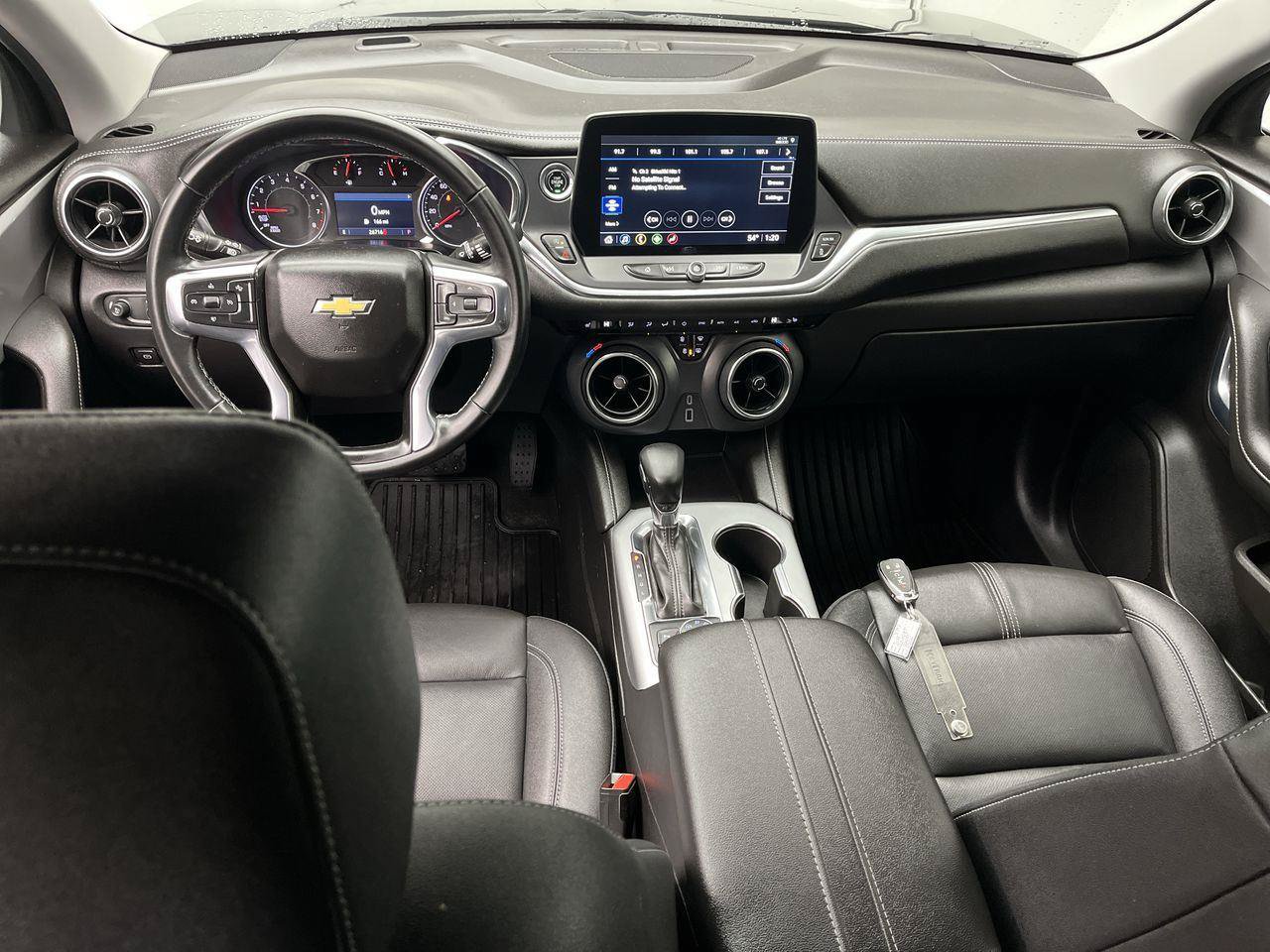 Certified 2024 Chevrolet Blazer LT w/ Midnight/Sport Edition AWD/4WD image 4