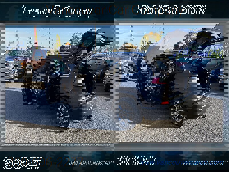 Used 2019 Jeep Cherokee Latitude Plus w/ Cold Weather Group image 27