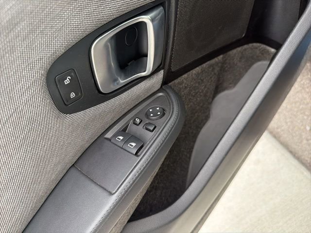 Used 2016 BMW i3 w/ Range Extender image 17