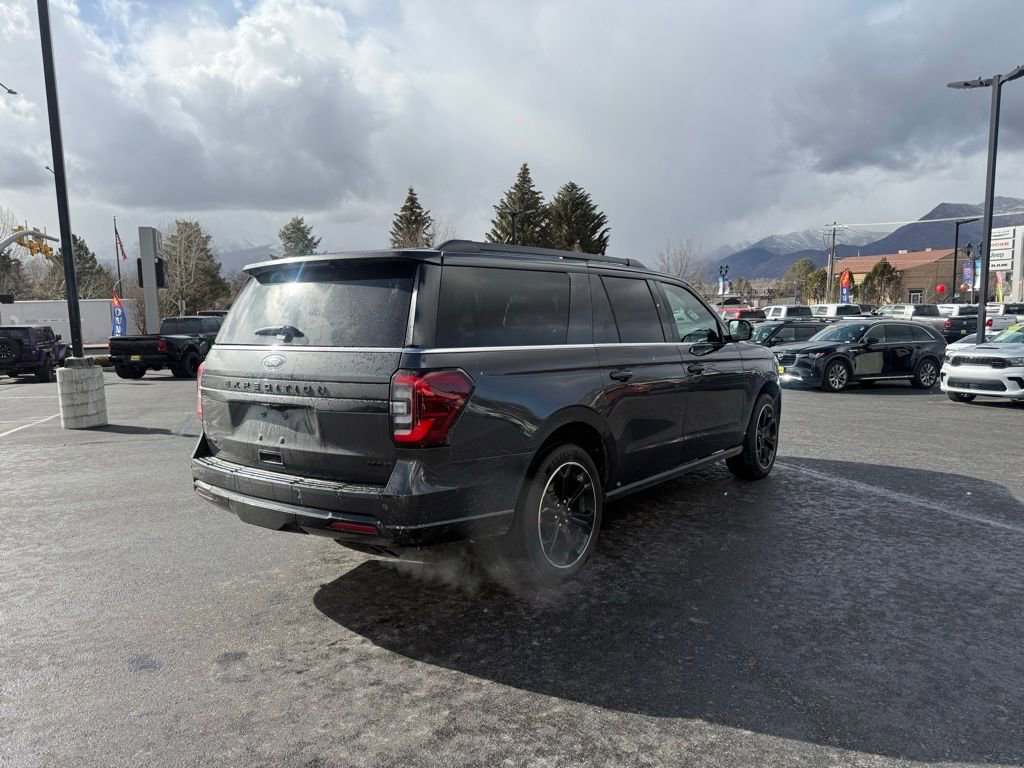 Used 2022 Ford Expedition Max Limited AWD/4WD image 4