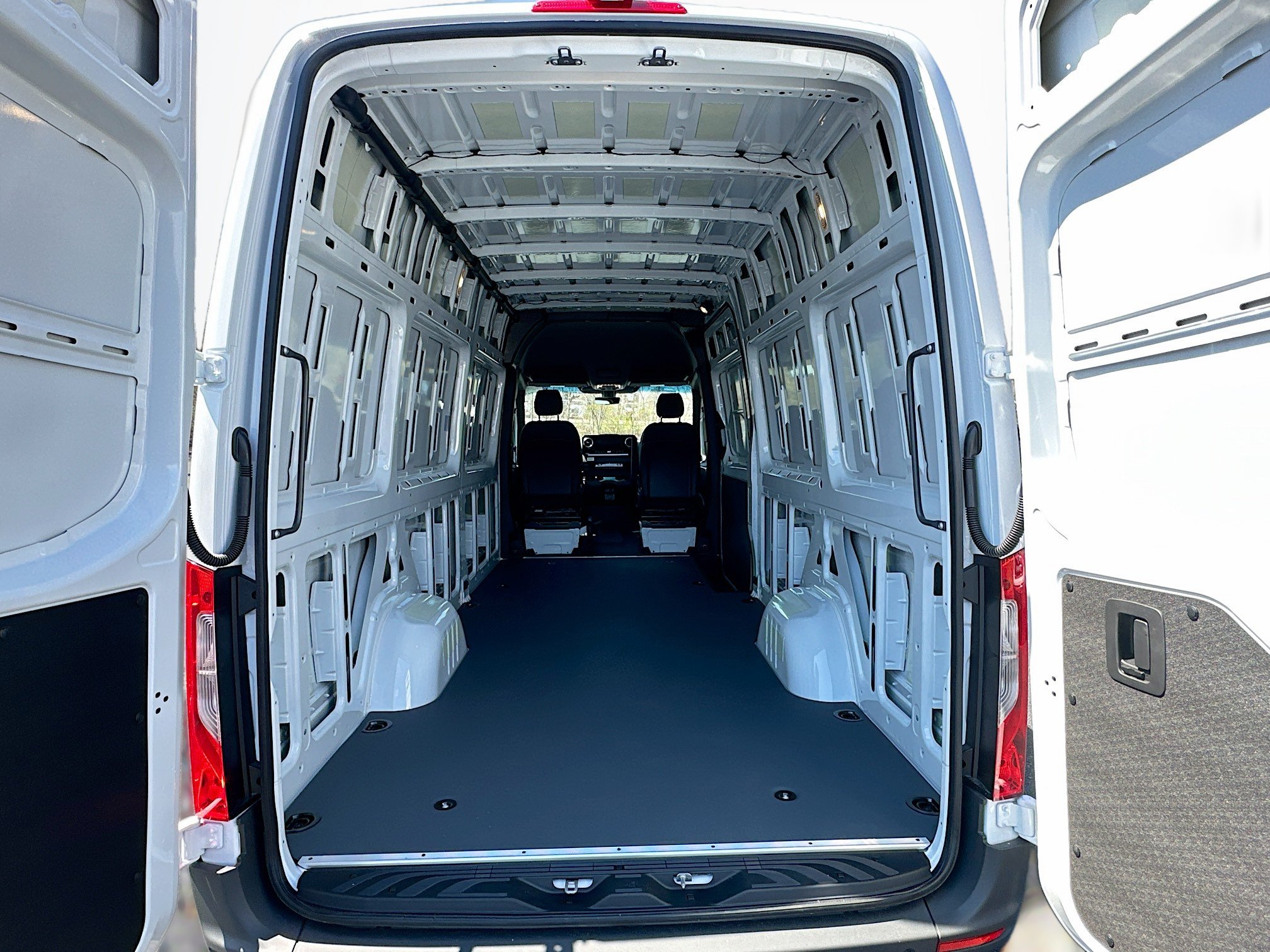 New 2026 Mercedes-Benz Sprinter 2500 image 23