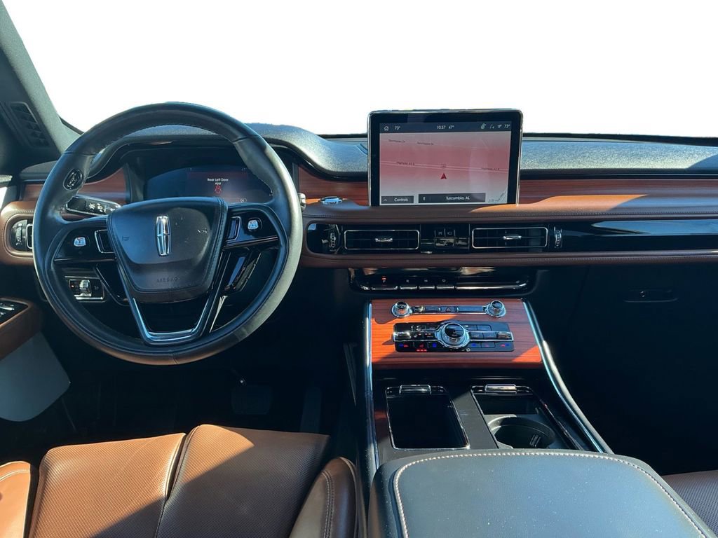 Used 2024 Lincoln Aviator Reserve w/ Equipment Group 201A image 17