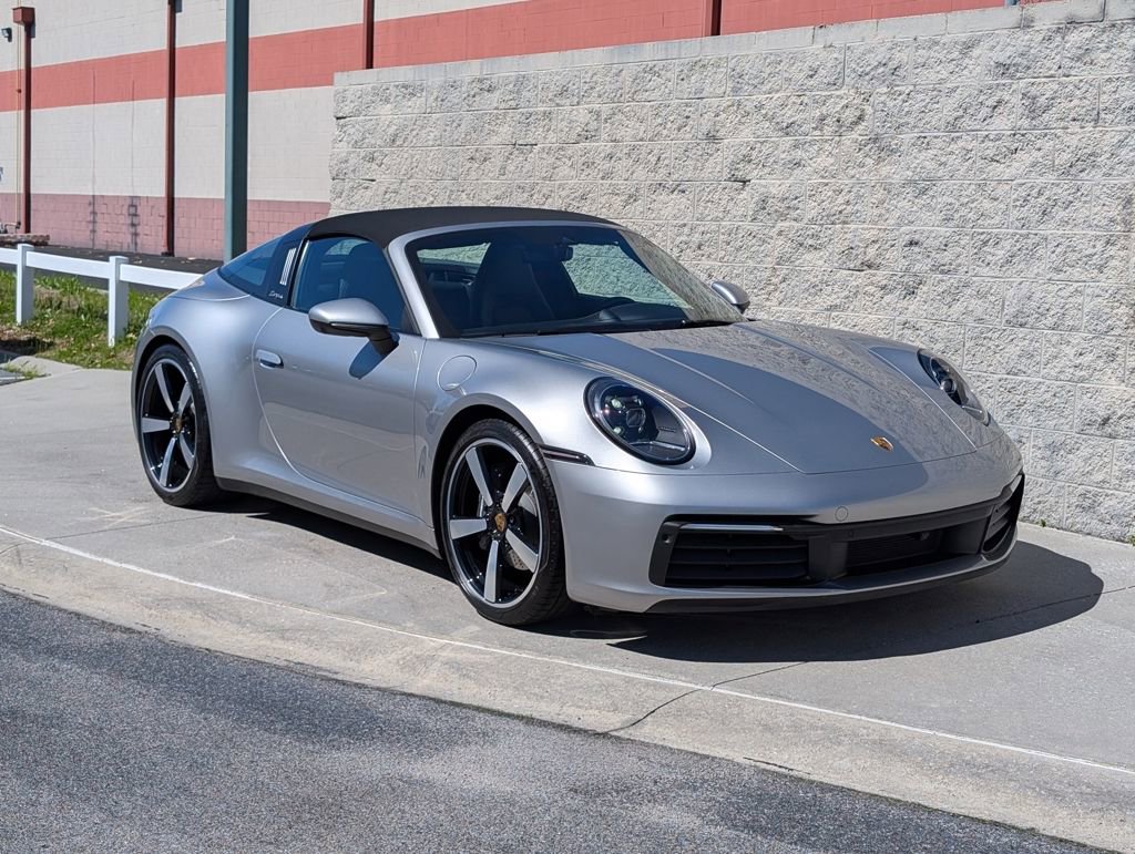 Certified 2021 Porsche 911 Targa 4 w/ Premium Package image 9