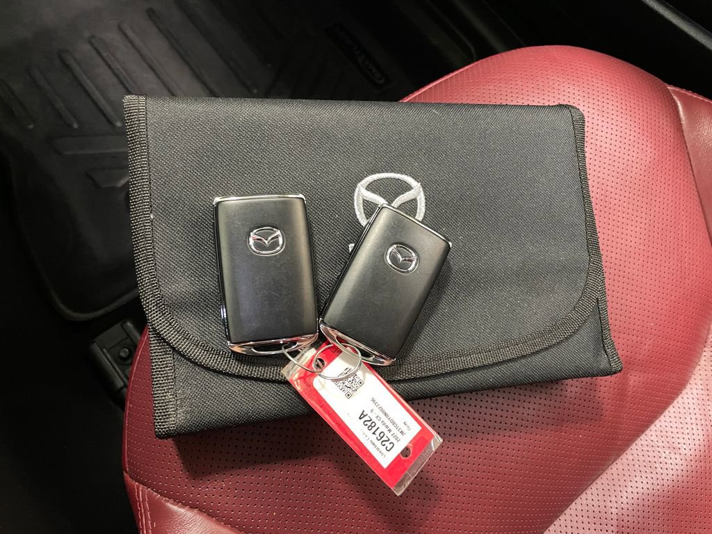 Used 2022 MAZDA CX-9 Carbon Edition AWD/4WD image 6