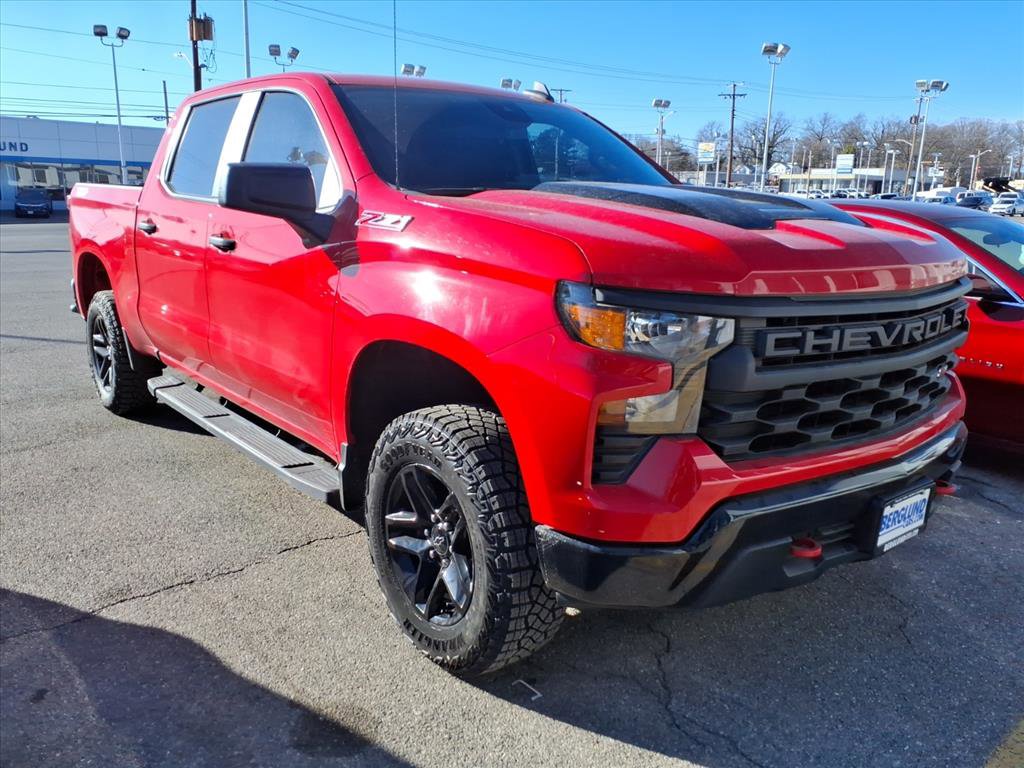 Used 2024 Chevrolet Silverado 1500 Custom Trail Boss image 1