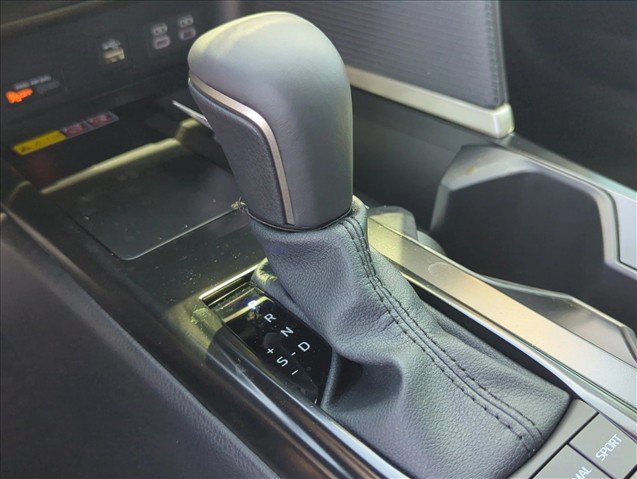 Used 2026 Toyota Camry SE w/ Convenience Package FWD image 21