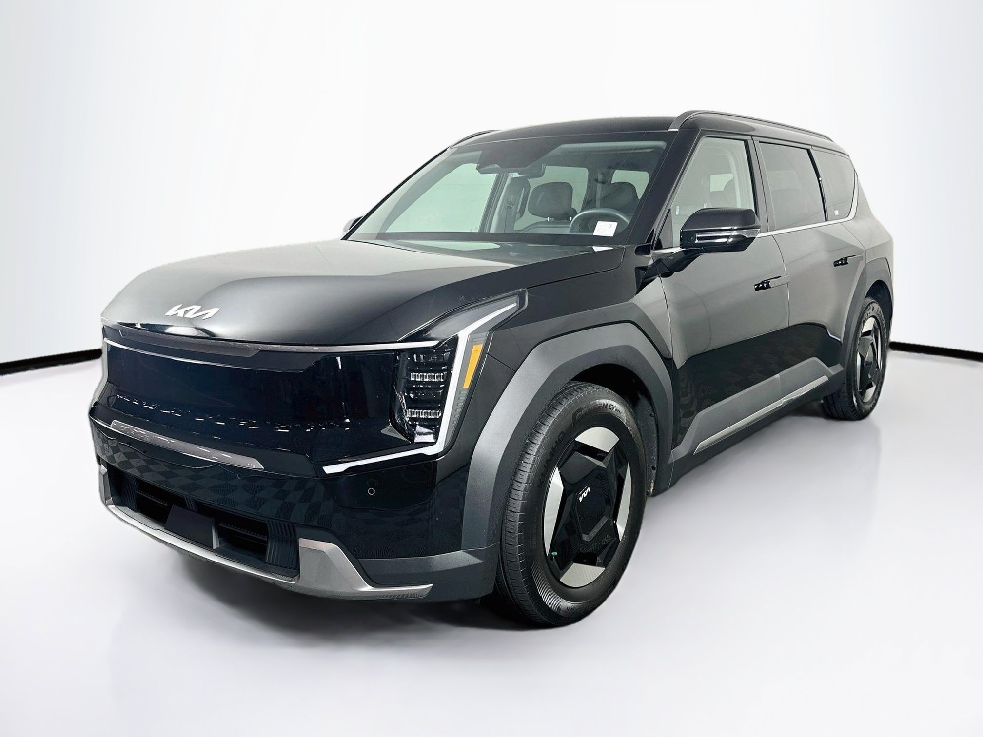 Used 2024 Kia EV9 Wind AWD/4WD image 3