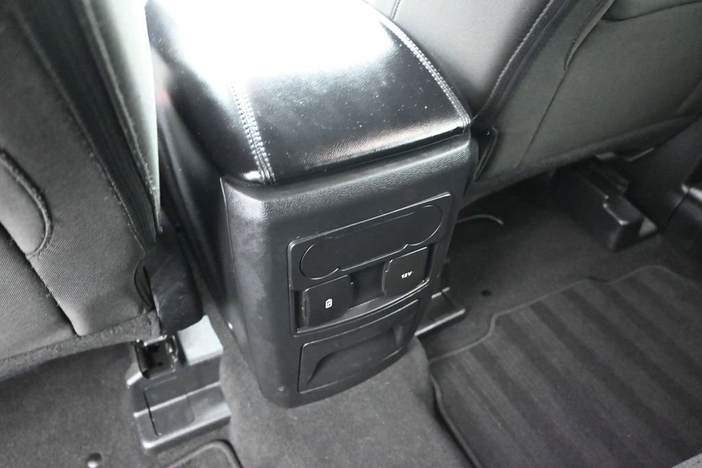 Used 2023 Ford Explorer XLT RWD image 21