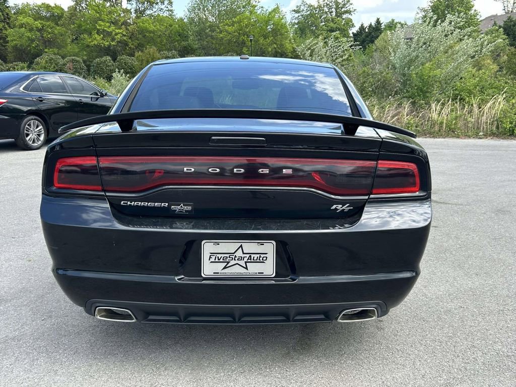 Used 2013 Dodge Charger R/T RWD image 4