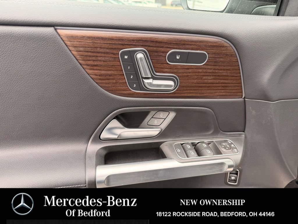 New 2026 Mercedes-Benz GLB 250 4MATIC image 8