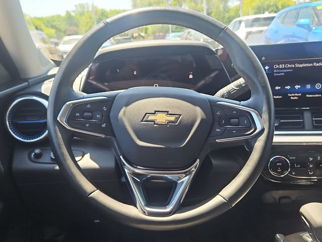 Used 2024 Chevrolet Trax LT w/ Driver Confidence Package FWD image 15