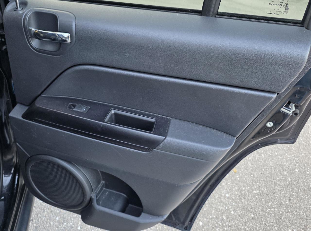 Used 2016 Jeep Compass 75th Anniversary w/ Power Value Group image 15