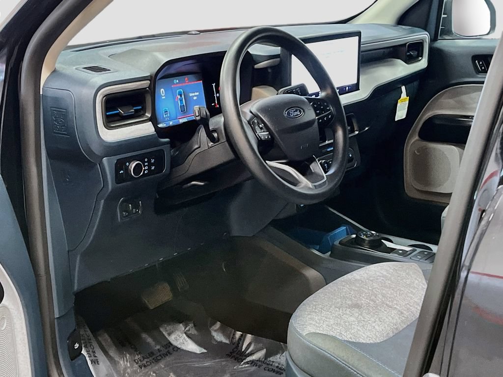 Used 2025 Ford Maverick XLT w/ 4K Tow Package AWD/4WD image 9