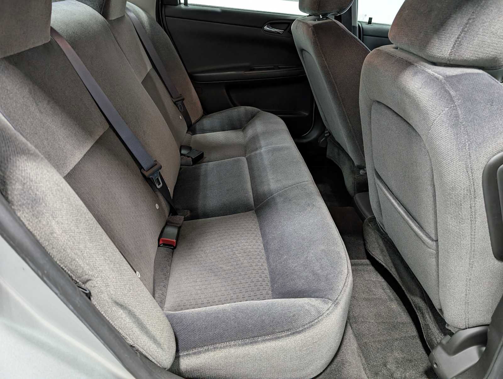 Used 2014 Chevrolet Impala LT image 35