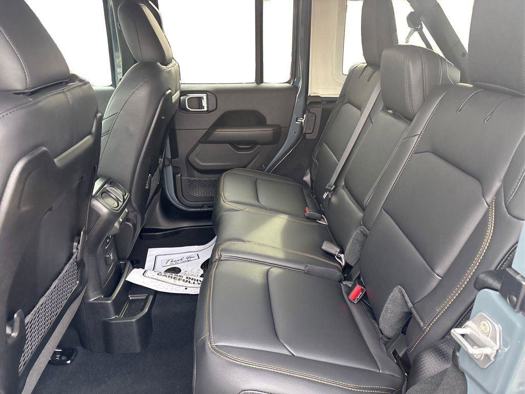 New 2026 Jeep Wrangler Unlimited Sahara w/ Safety Group AWD/4WD image 10