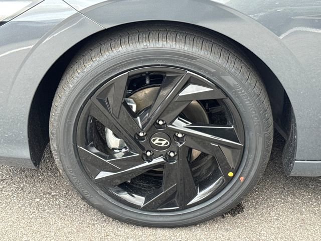 New 2026 Hyundai Elantra SEL Sport Premium FWD image 22