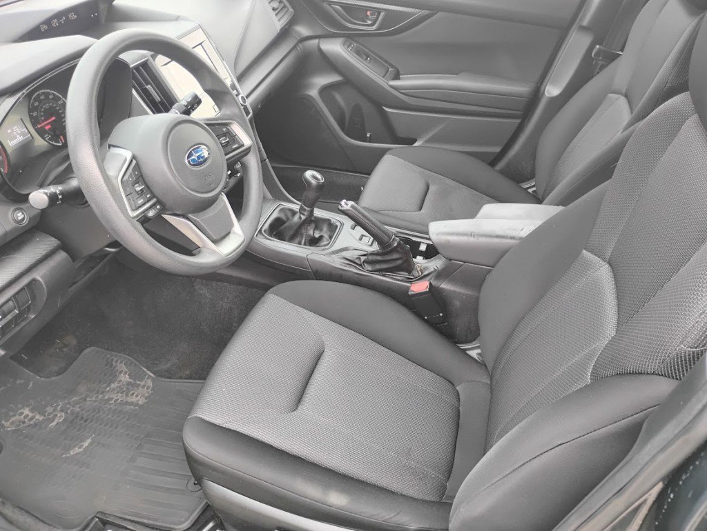 Used 2017 Subaru Impreza 2.0i image 5