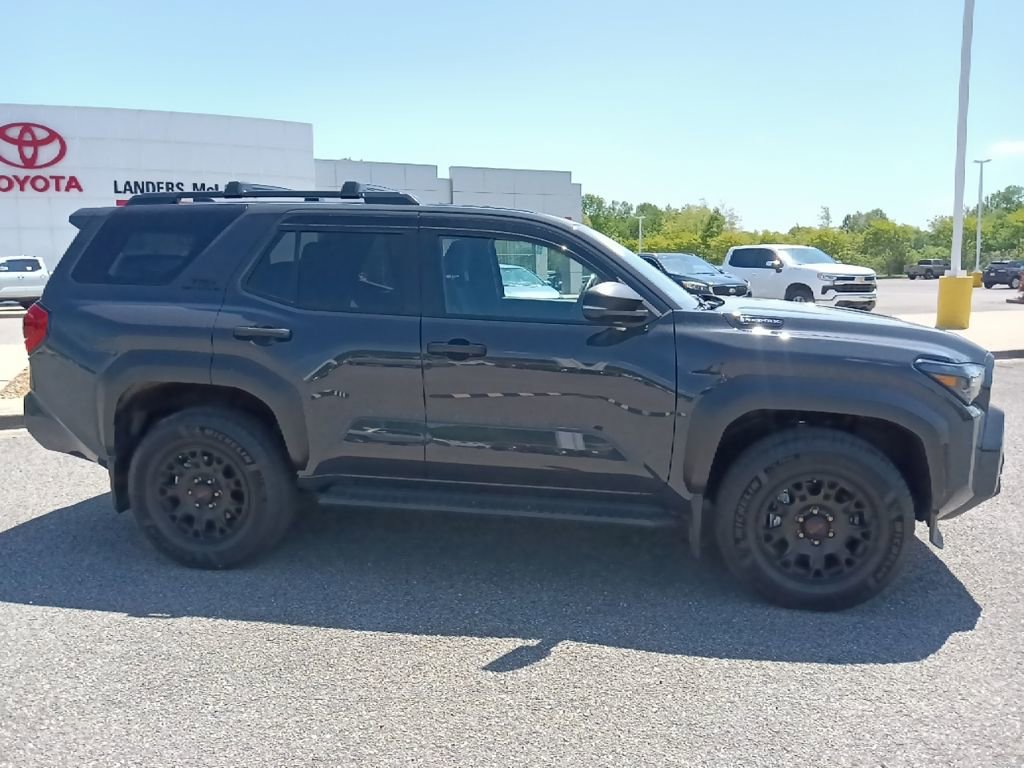 Used 2025 Toyota 4Runner TRD Off-Road AWD/4WD image 2