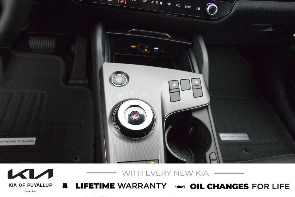 New 2026 Kia Sportage EX image 24