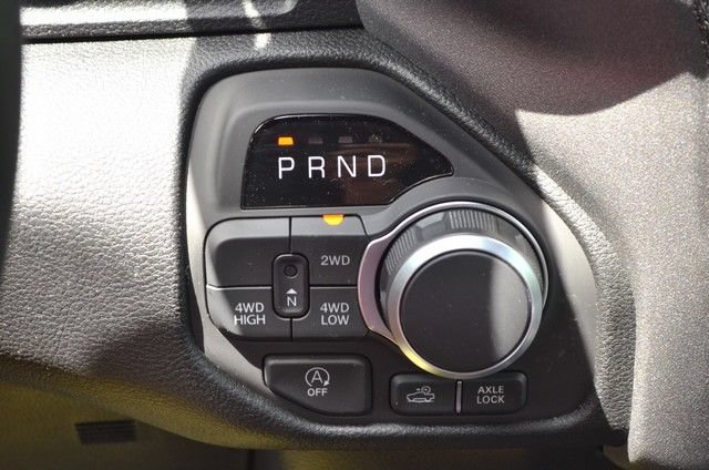 New 2026 RAM 1500 Express AWD/4WD image 25