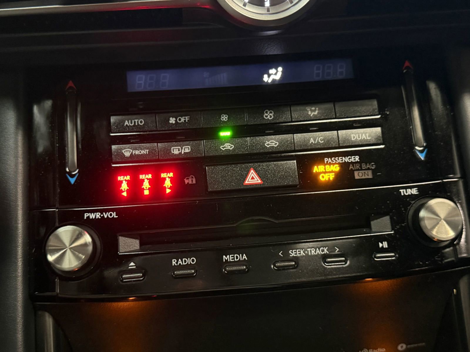 Used 2022 Lexus IS 300 w/ Premium Package image 31