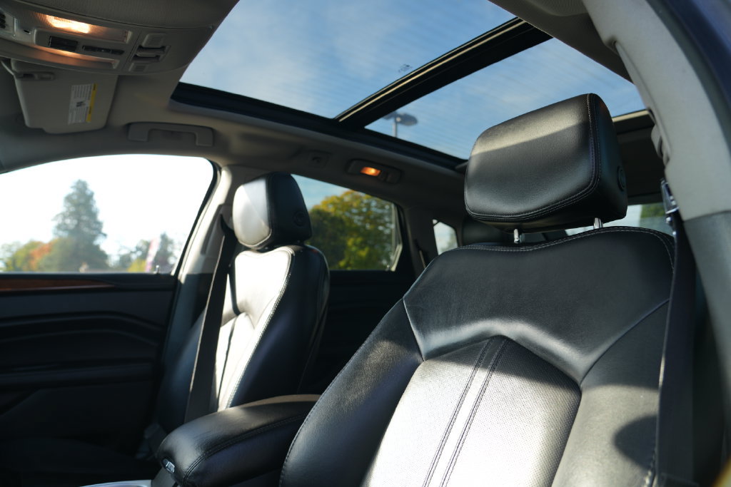 Used 2015 Cadillac SRX Luxury FWD image 15