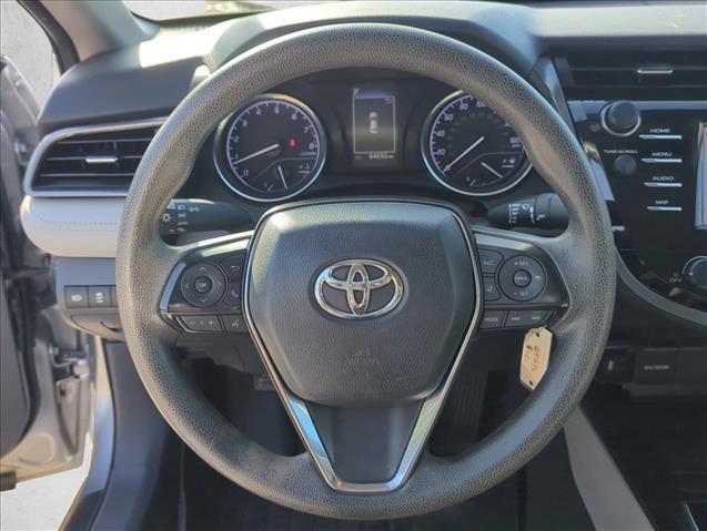 Used 2019 Toyota Camry LE image 14