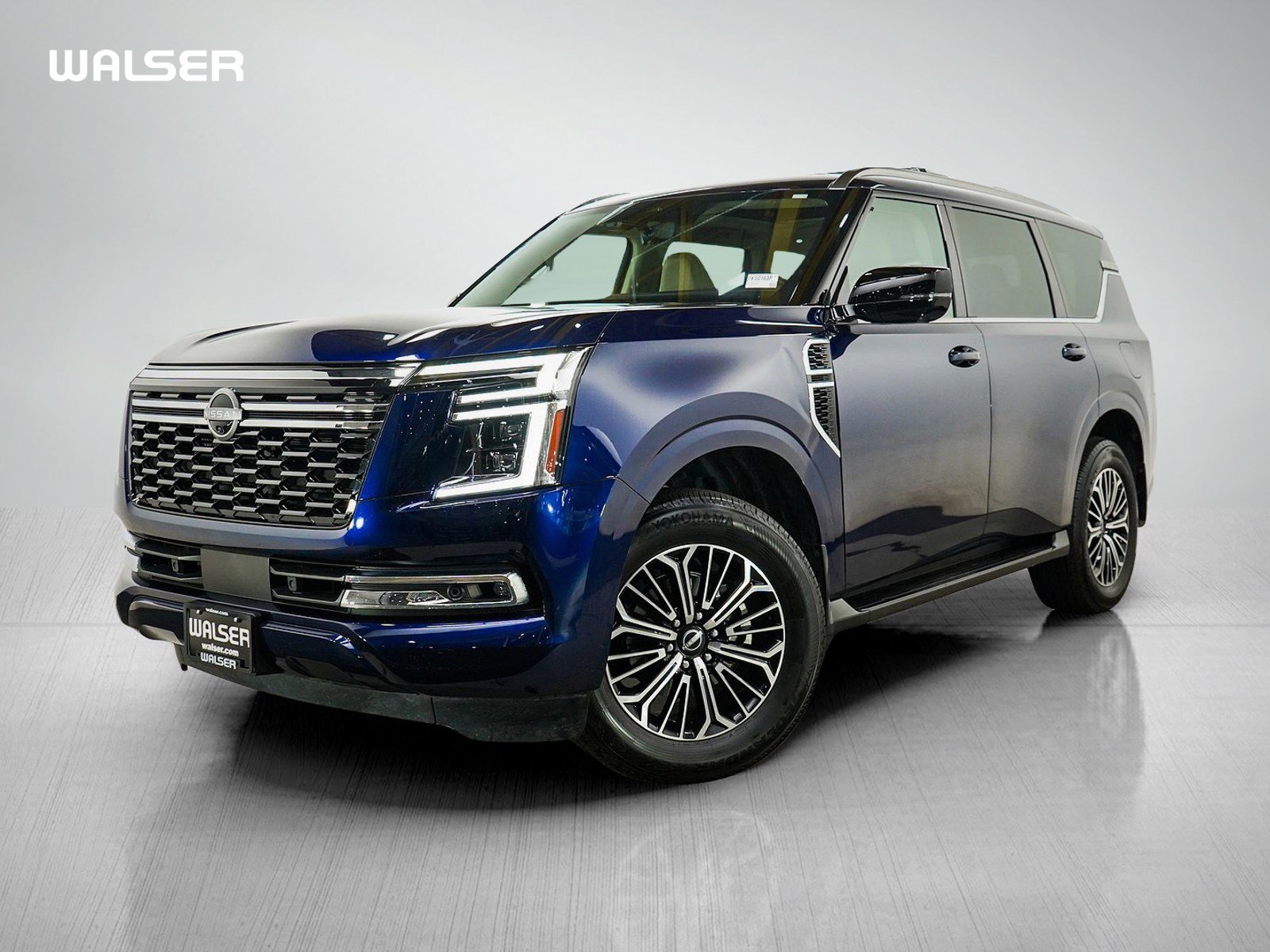 Certified 2025 Nissan Armada Platinum AWD/4WD image 1