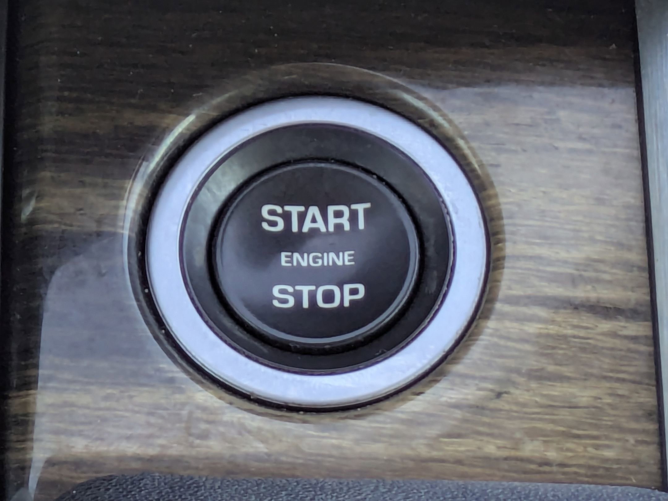 Used 2019 Land Rover Range Rover Evoque HSE image 17