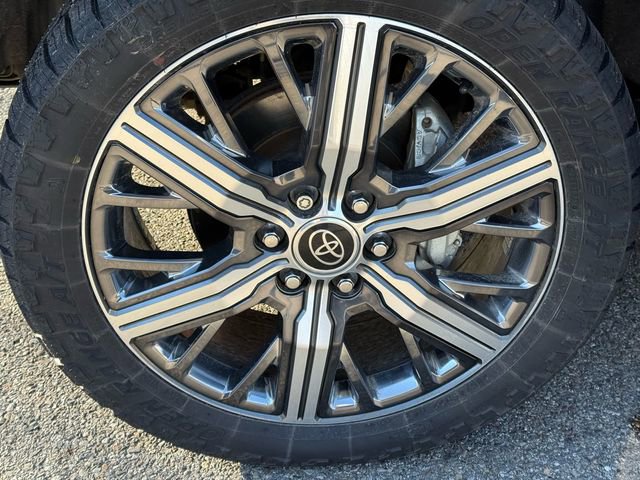 Used 2023 Toyota Tundra Capstone image 18