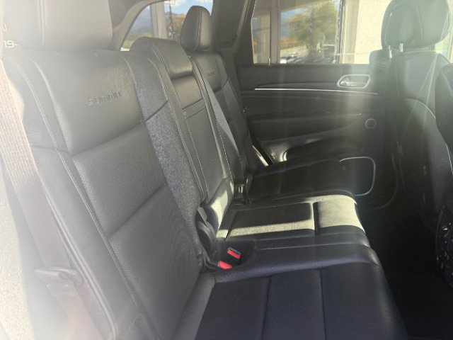 Used 2019 Jeep Grand Cherokee Summit w/ Platinum Series Group AWD/4WD image 19